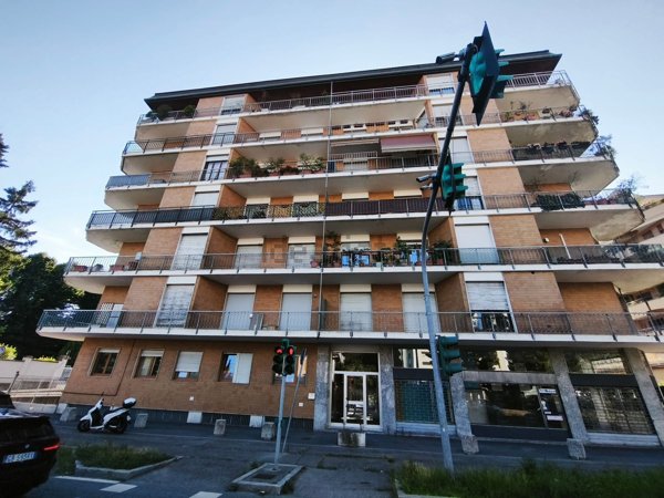 appartamento in affitto a Gallarate in zona Ronchi