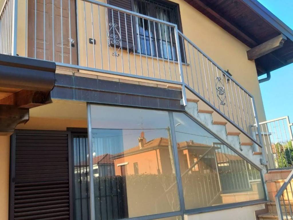 appartamento in affitto a Gallarate in zona Sciarè