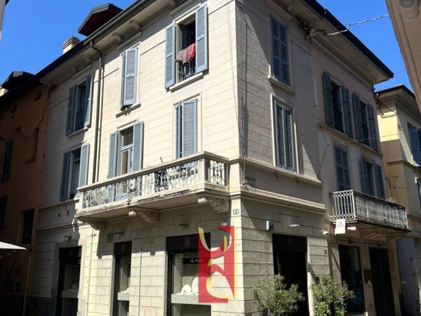 appartamento in affitto a Gallarate in zona Sciarè