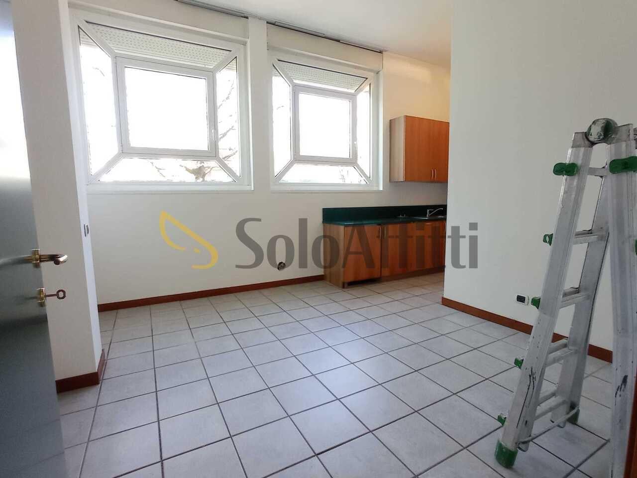appartamento in affitto a Gallarate in zona Crenna