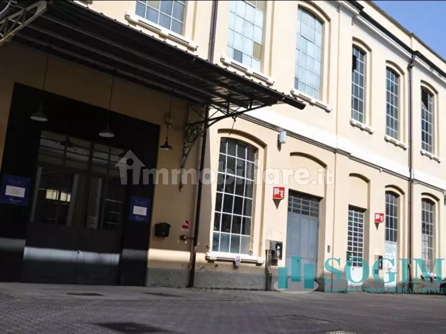 locale commerciale in affitto a Gallarate in zona Cascinetta