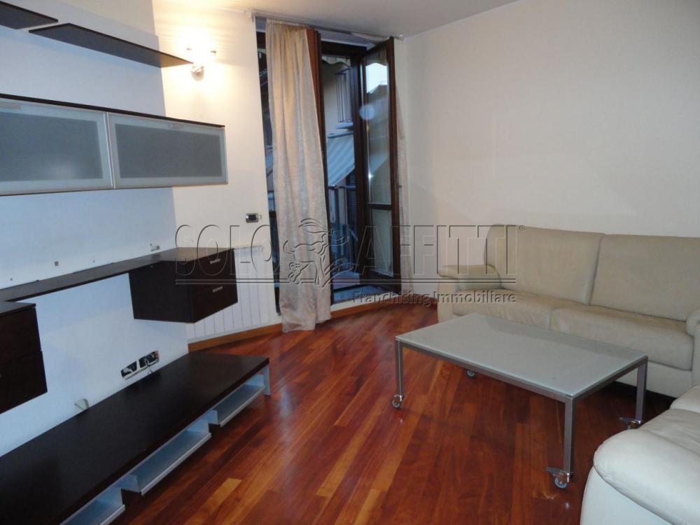 appartamento in affitto a Gallarate in zona Sciarè