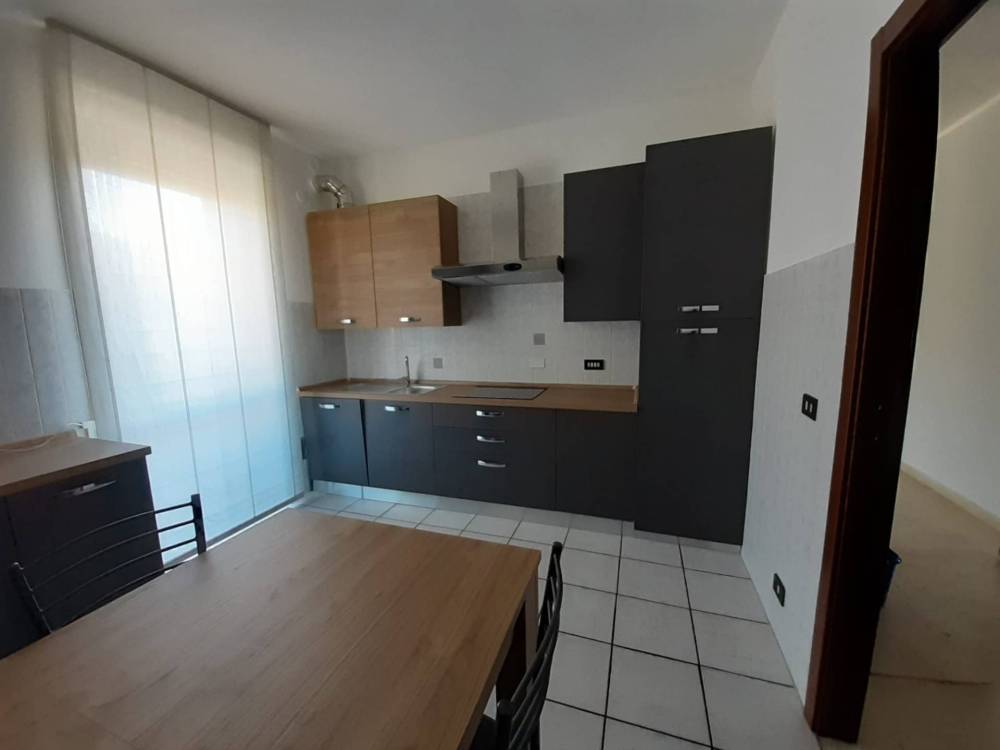 appartamento in affitto a Gallarate in zona Cascinetta