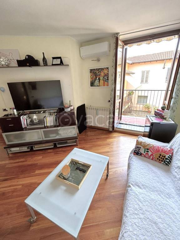 appartamento in affitto a Gallarate in zona Sciarè