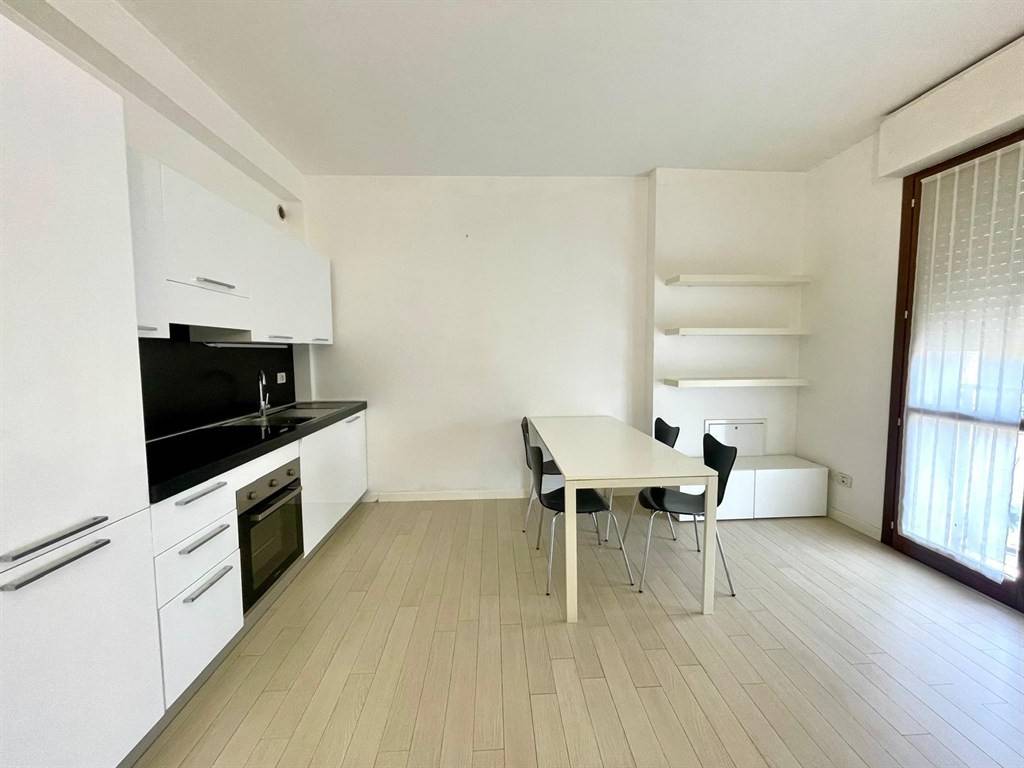 appartamento in affitto a Gallarate in zona Sciarè