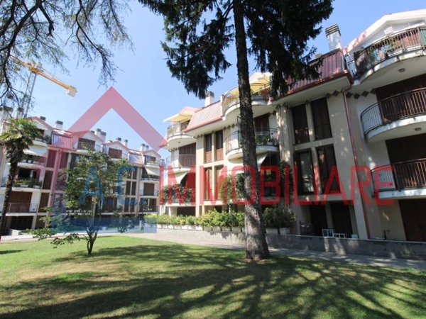 appartamento in affitto a Gallarate in zona Sciarè