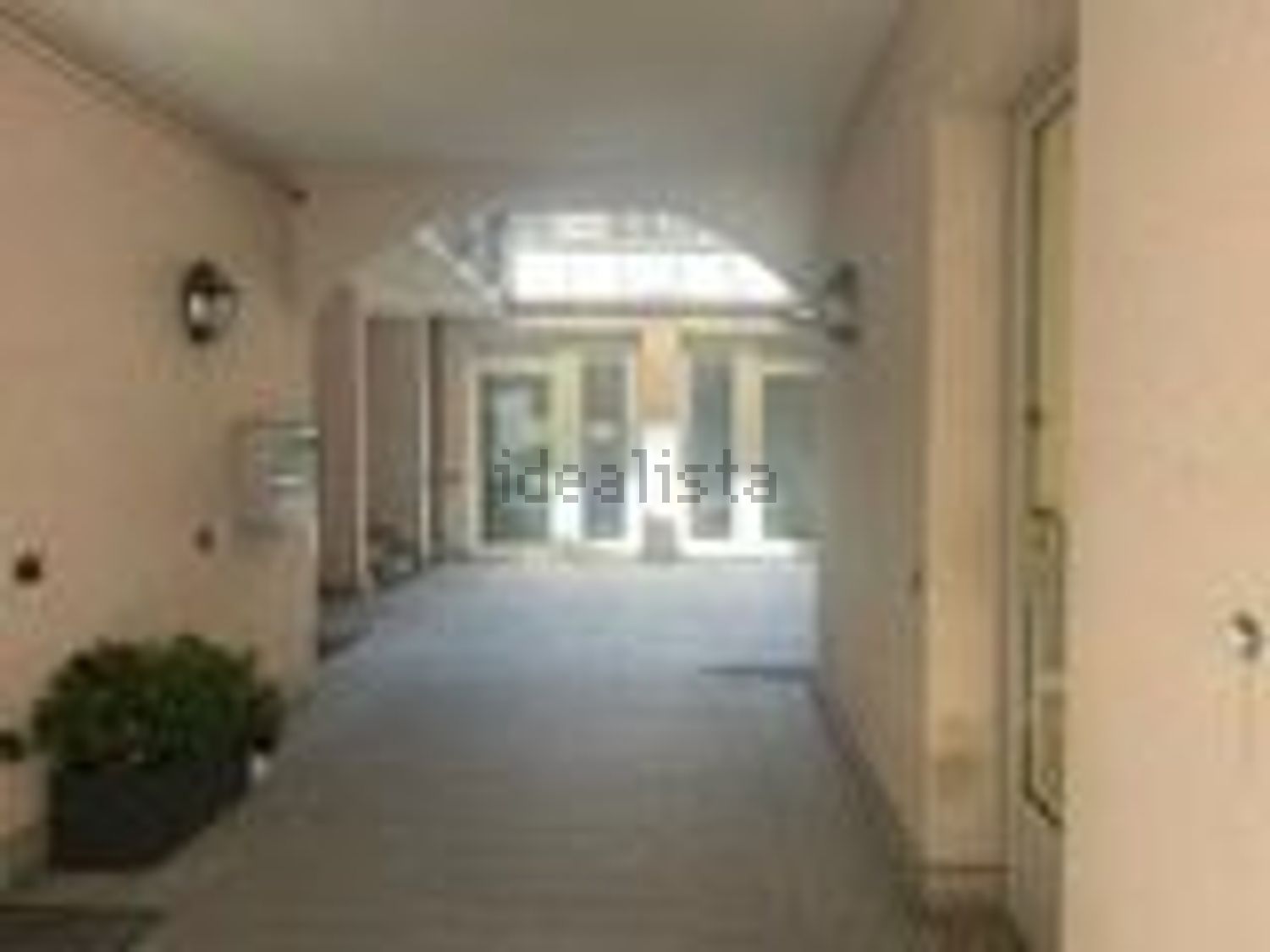 locale commerciale in affitto a Gallarate in zona Sciarè