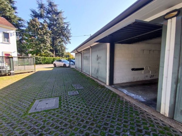 box auto in affitto a Gallarate