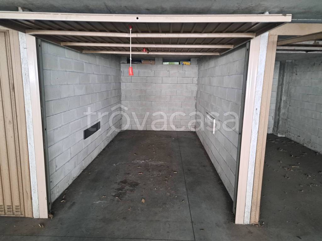 box auto in affitto a Gallarate in zona Sciarè
