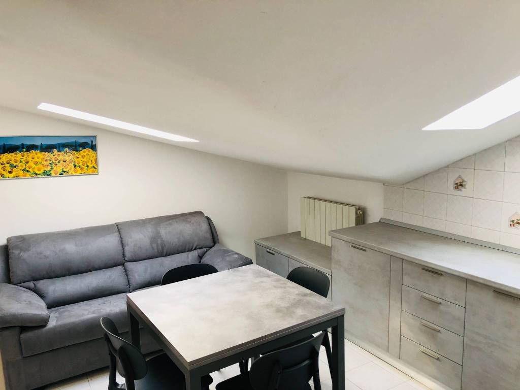 appartamento in affitto a Gallarate in zona Crenna