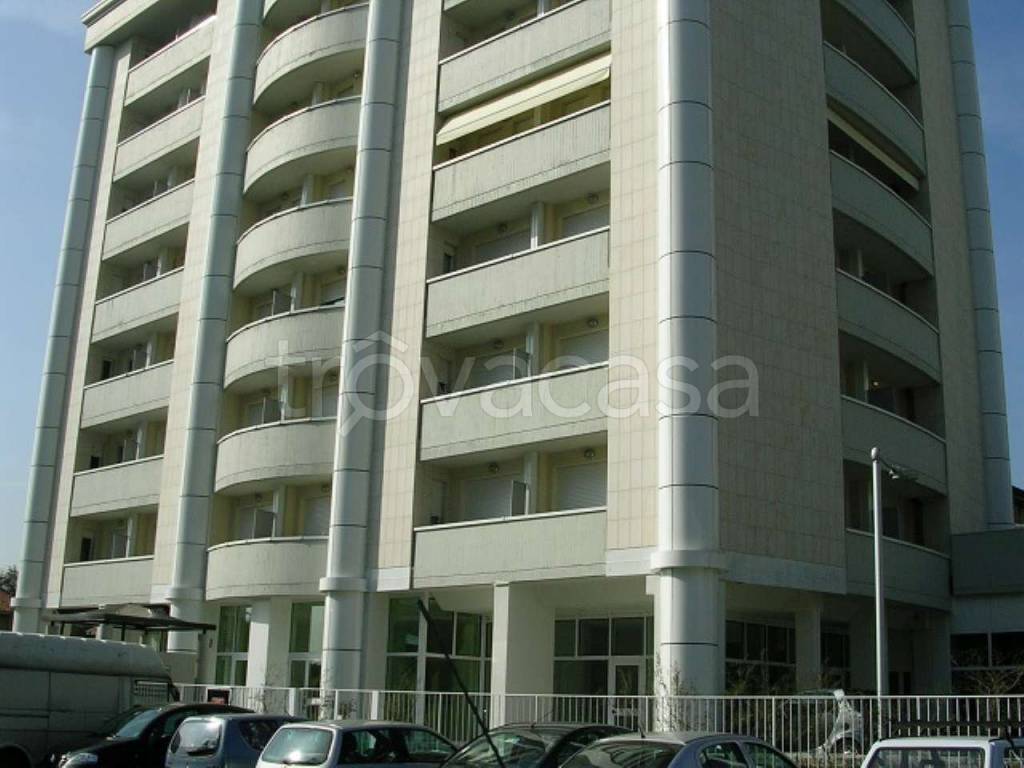 appartamento in affitto a Gallarate in zona Sciarè