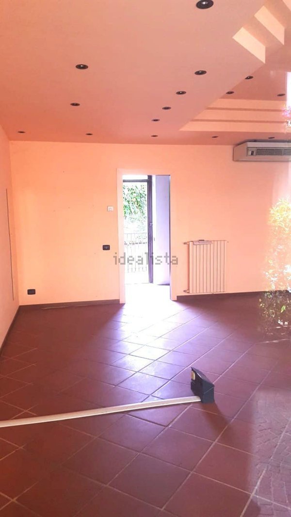 negozio in affitto a Gavirate