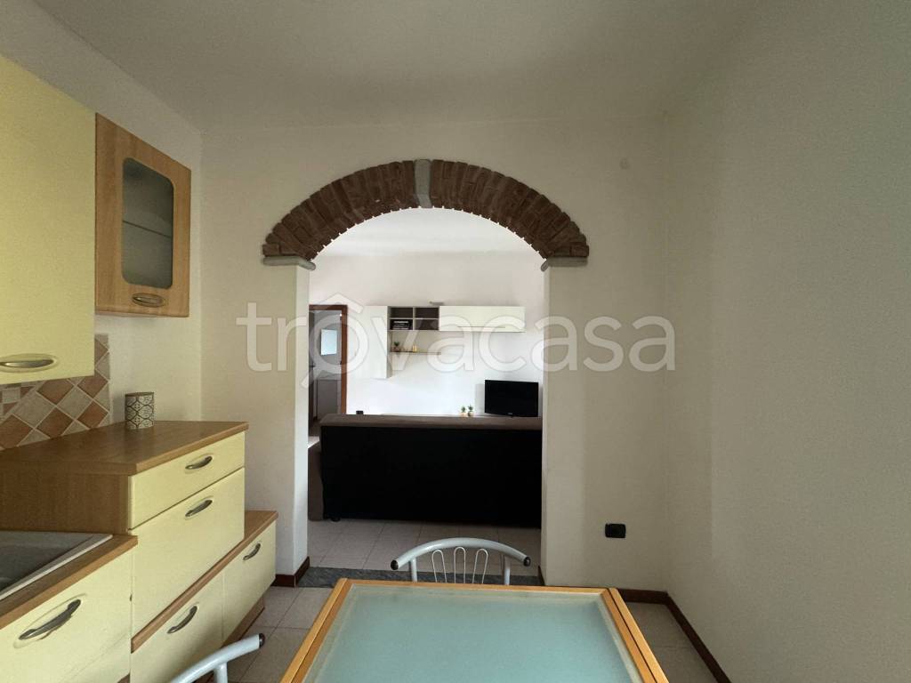 appartamento in affitto a Gavirate