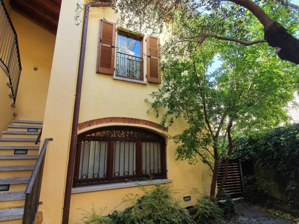 appartamento in affitto a Gavirate