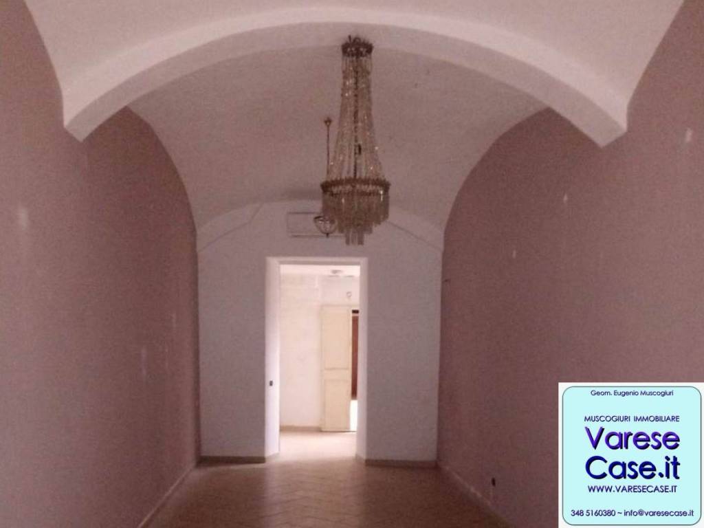 negozio in affitto a Gavirate