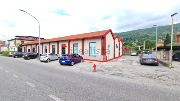 locale commerciale in affitto a Gavirate