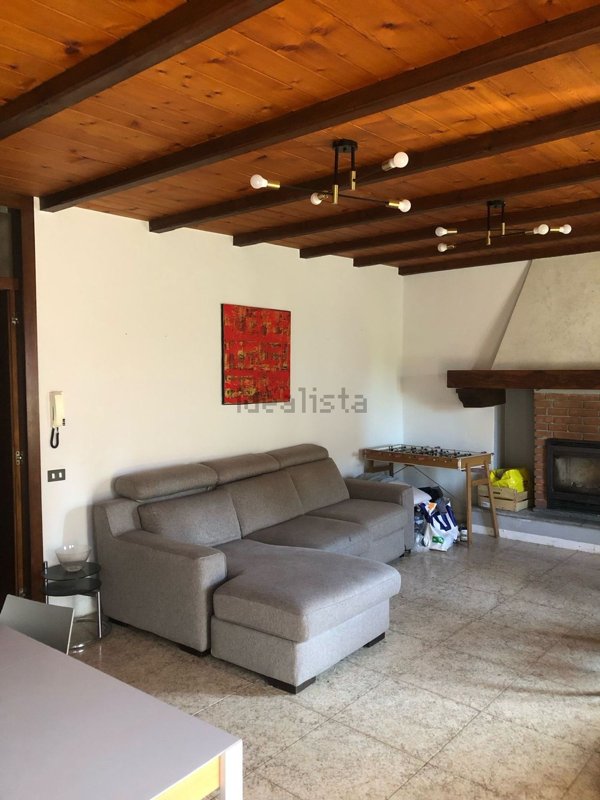 appartamento in affitto a Gavirate