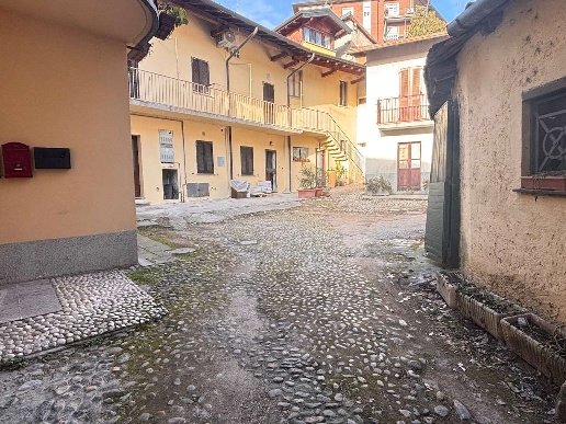 appartamento in affitto a Gavirate