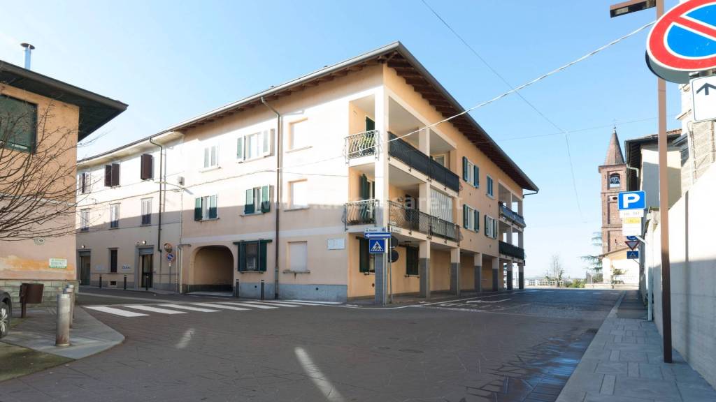 trivano in affitto a Gorla Minore