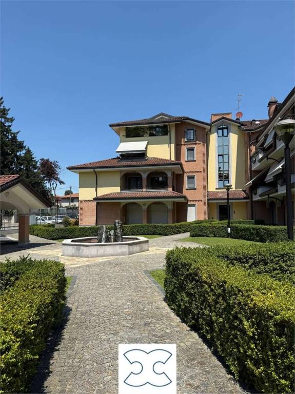 appartamento in affitto a Gorla Minore in zona Prospiano