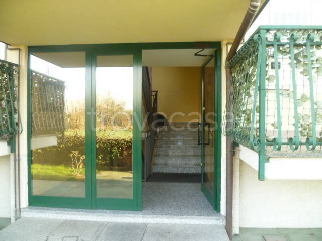 appartamento in affitto a Gorla Minore