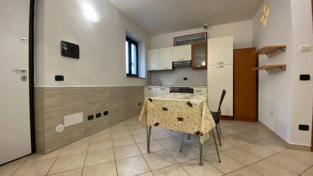 appartamento in affitto a Gorla Minore in zona Prospiano