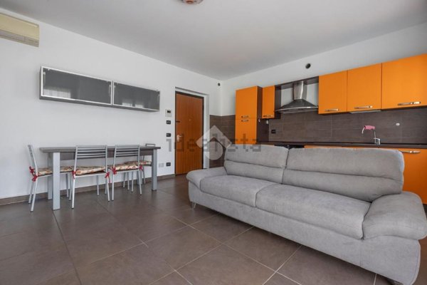 appartamento in affitto a Gorla Minore in zona Prospiano