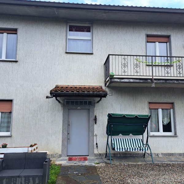 appartamento in affitto a Grantola