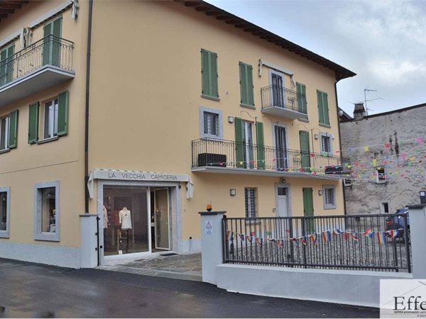 appartamento in affitto ad Ispra