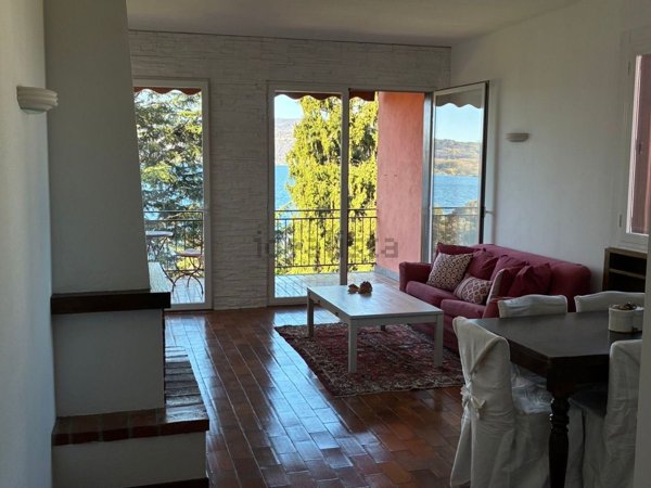 appartamento in affitto ad Ispra