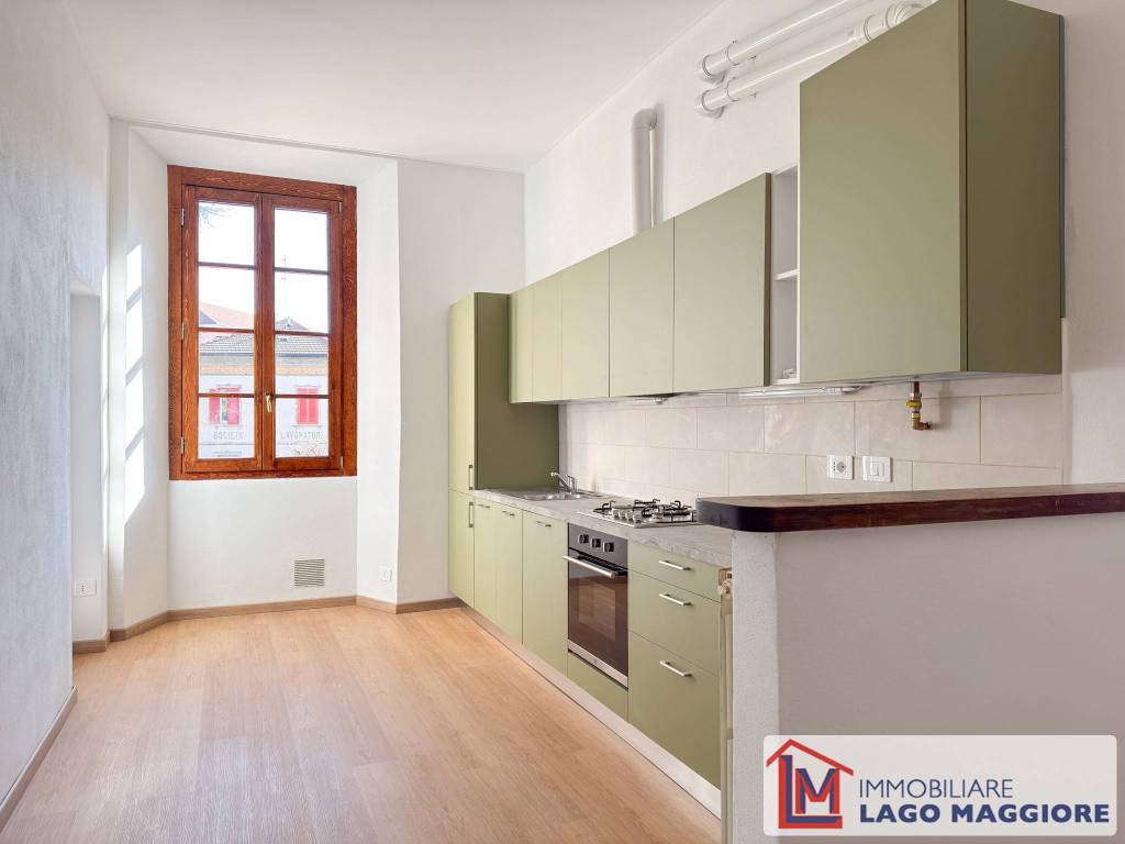 appartamento in affitto ad Ispra