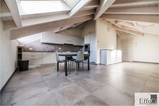 appartamento in affitto ad Ispra