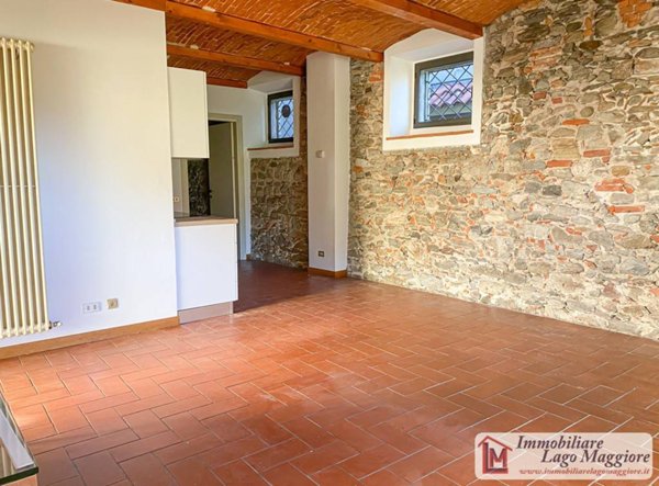 appartamento in affitto ad Ispra