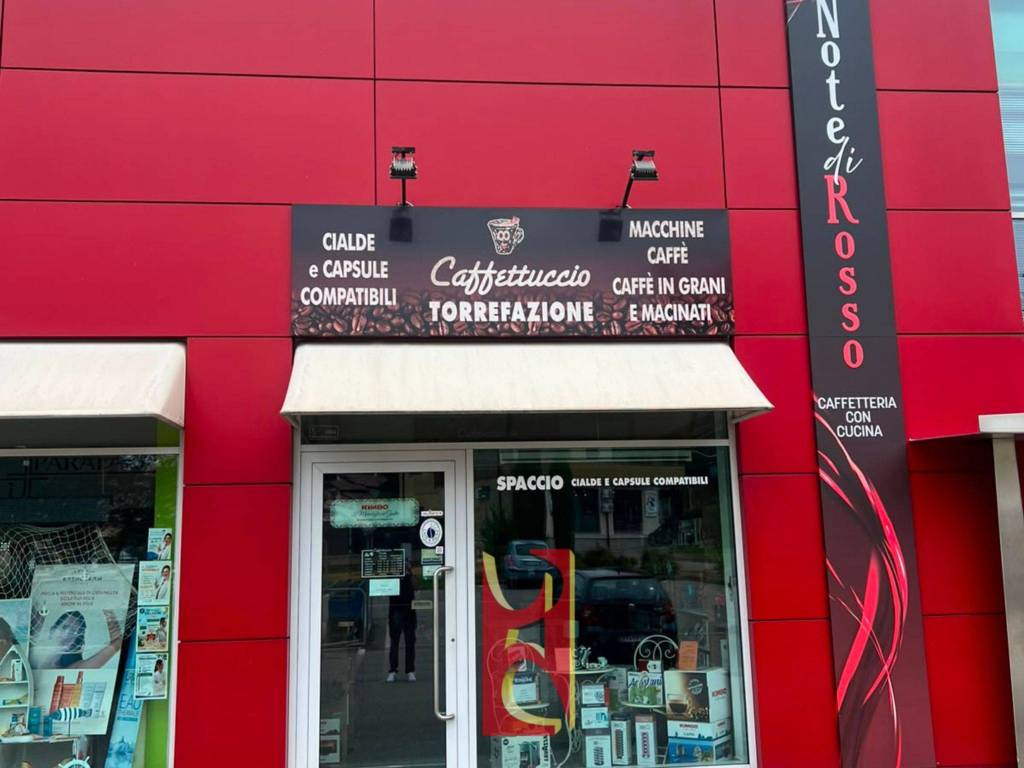 negozio in affitto a Jerago con Orago