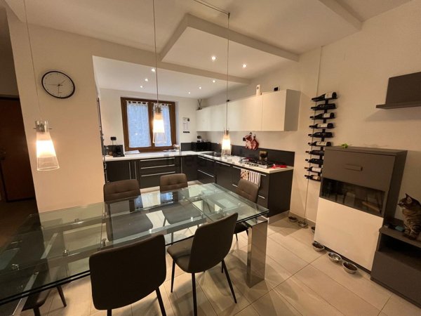 appartamento in affitto a Lavena Ponte Tresa in zona Piacco