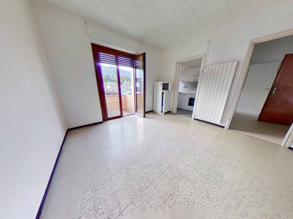 appartamento in affitto a Lavena Ponte Tresa