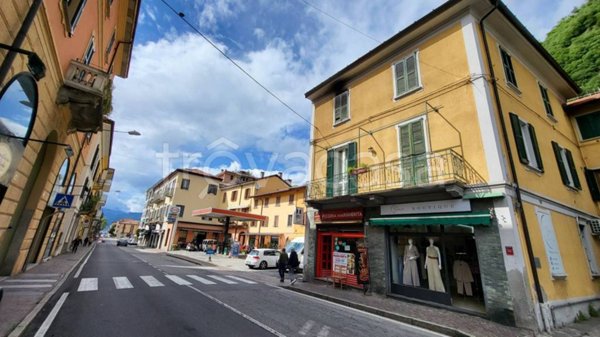 appartamento in affitto a Laveno-Mombello in zona Laveno