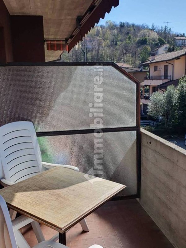 appartamento in affitto a Laveno-Mombello in zona Laveno