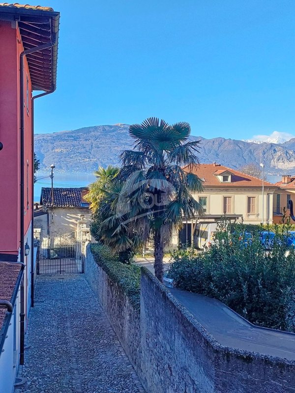 appartamento in affitto a Laveno-Mombello
