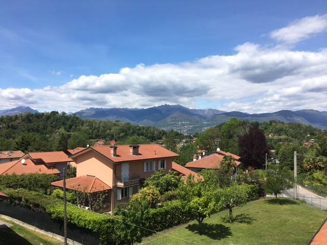 appartamento in affitto a Laveno-Mombello in zona Laveno