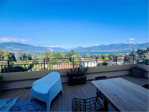 appartamento in affitto a Laveno-Mombello