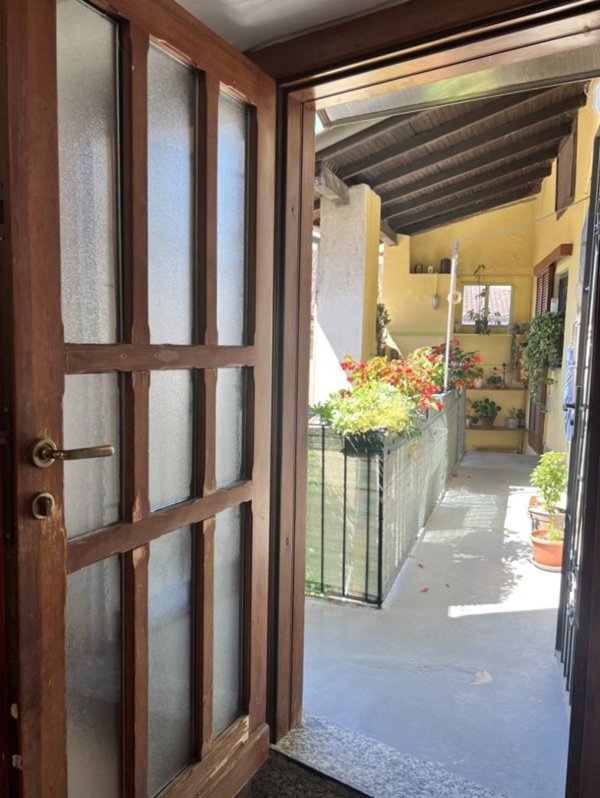 appartamento in affitto a Laveno-Mombello in zona Mombello