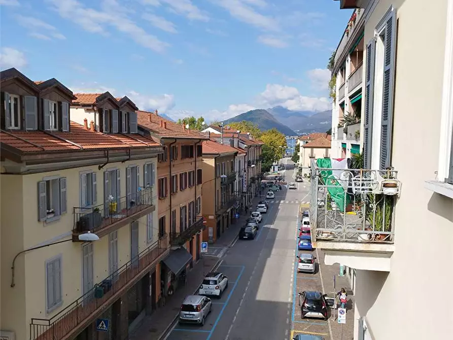 appartamento in affitto a Laveno-Mombello