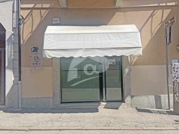 appartamento in affitto a Laveno-Mombello in zona Laveno