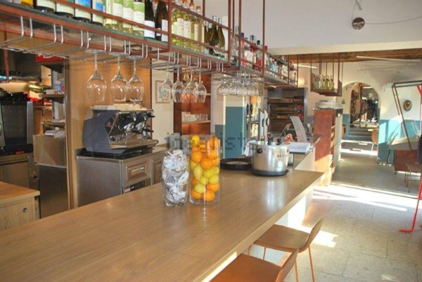 negozio in affitto a Laveno-Mombello