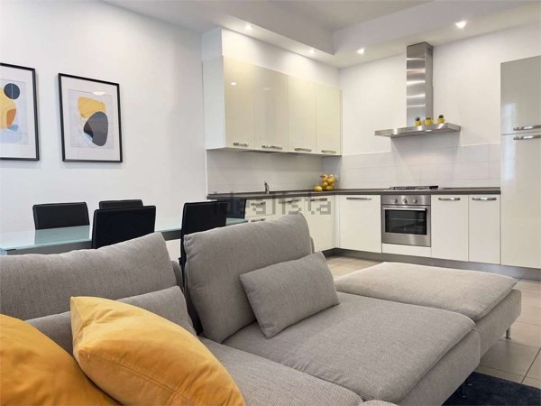 appartamento in affitto a Laveno-Mombello in zona Laveno