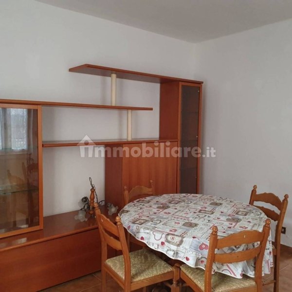 appartamento in affitto a Laveno-Mombello in zona Cerro