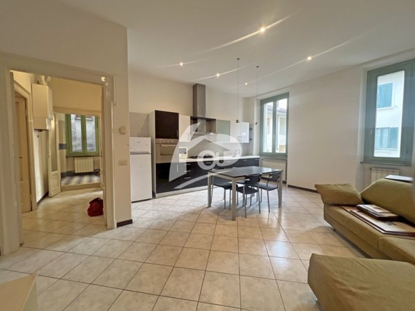 appartamento in affitto a Laveno-Mombello in zona Laveno