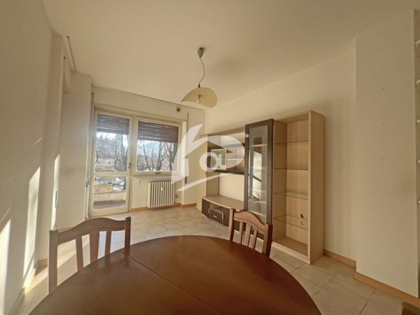 appartamento in affitto a Laveno-Mombello in zona Laveno