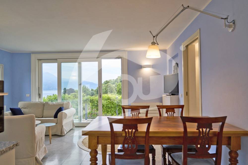 appartamento in affitto a Laveno-Mombello in zona Laveno